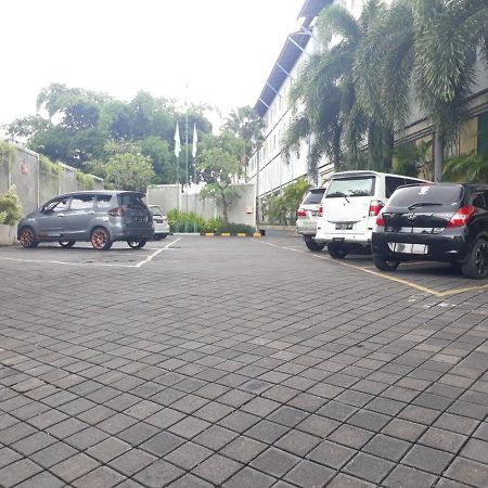 Pop! Hotel Teuku Umar Dempassar Exterior foto